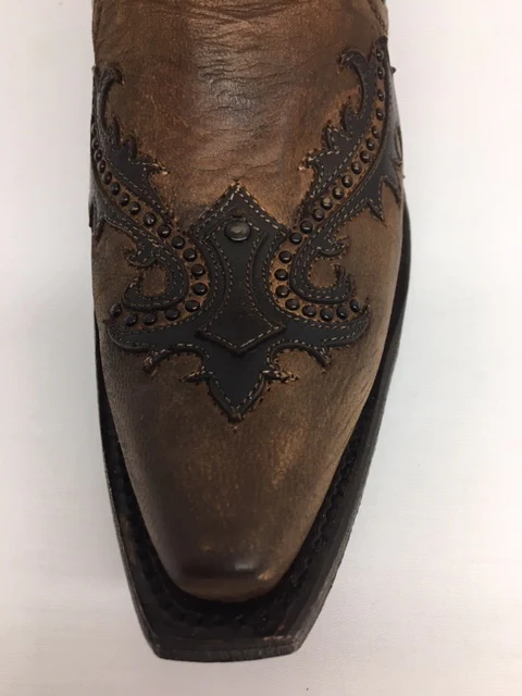 Corral - 1382 Studs & Overlay - Image 3